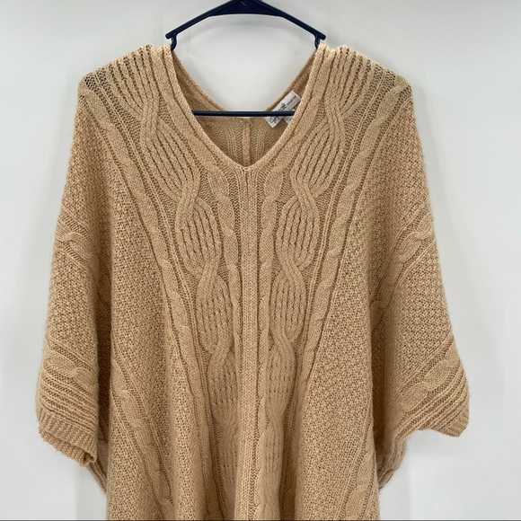 Tan & Gold Cable Knit Poncho - Picture 2 of 11
